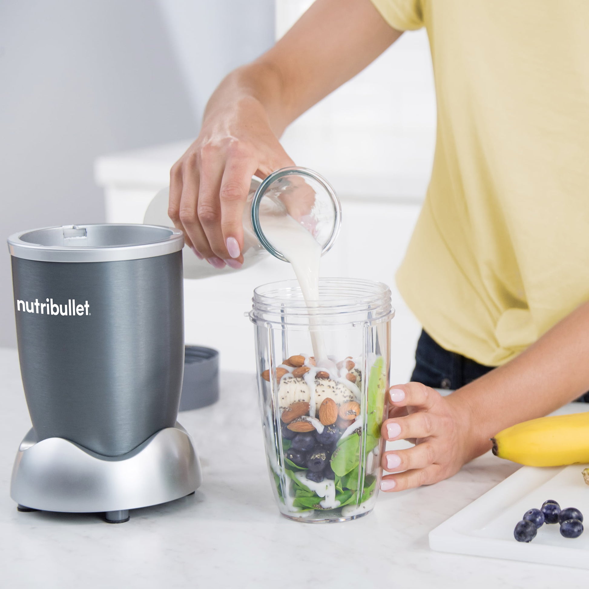 Nutribullet 600 Watt 24 Oz. Cup Personal Blender Portable Blender