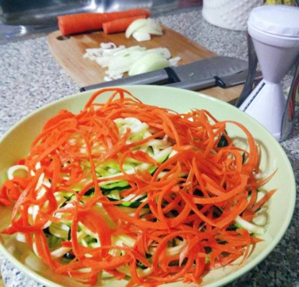Veggetti Spiralizer, Spiral Vegetable Cutter, Vegetable Noodle Maker, –  1mart